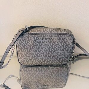 Michael Kors crossover bag. New